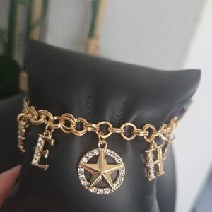 Paparazzi Yeehaw Yell Gold Charm Bracelet NWT